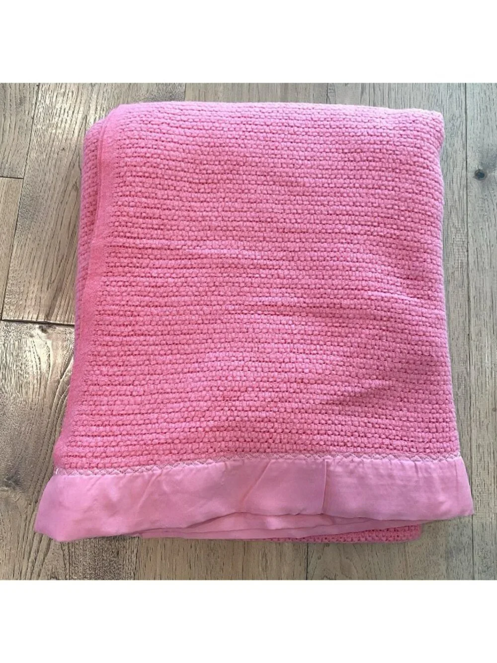 Vintage Acrylic Waffle Weave Blanket Pink Satin Trim 82L x68W